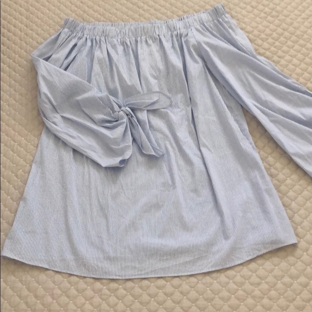 NWT off the shoulder blouse/tunic.